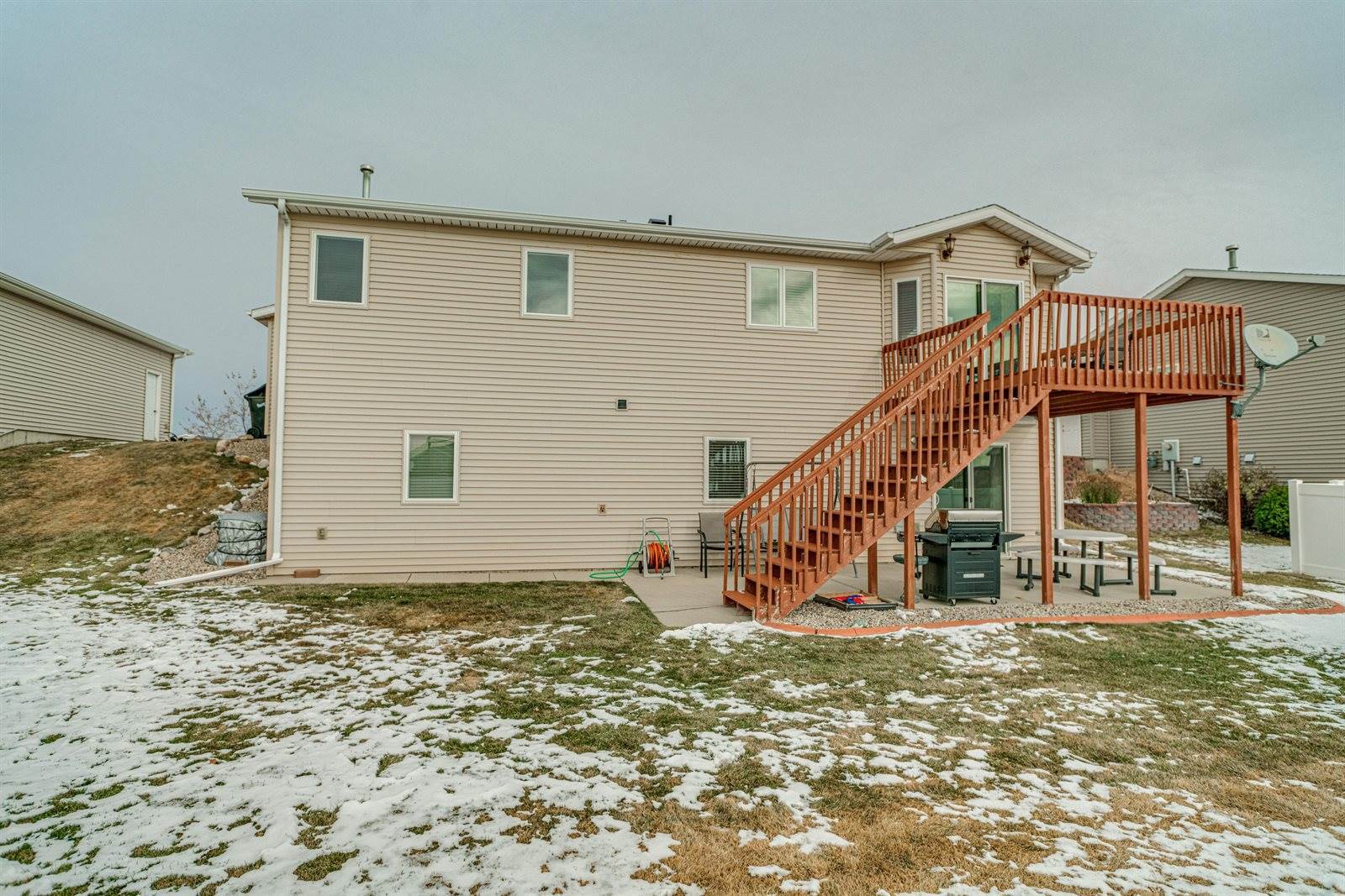 4407 Chamberlain Drive, Bismarck, ND 58503