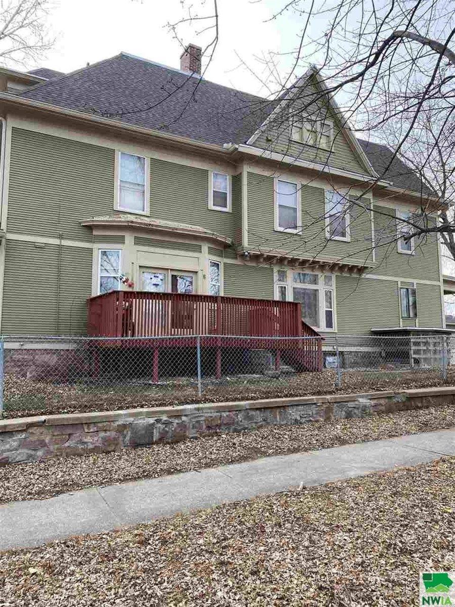 1524 Grandview, Sioux City, IA 51103