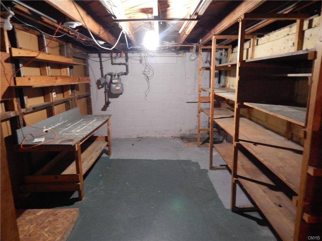 516 Salisbury Park Drive, Syracuse, NY 13224