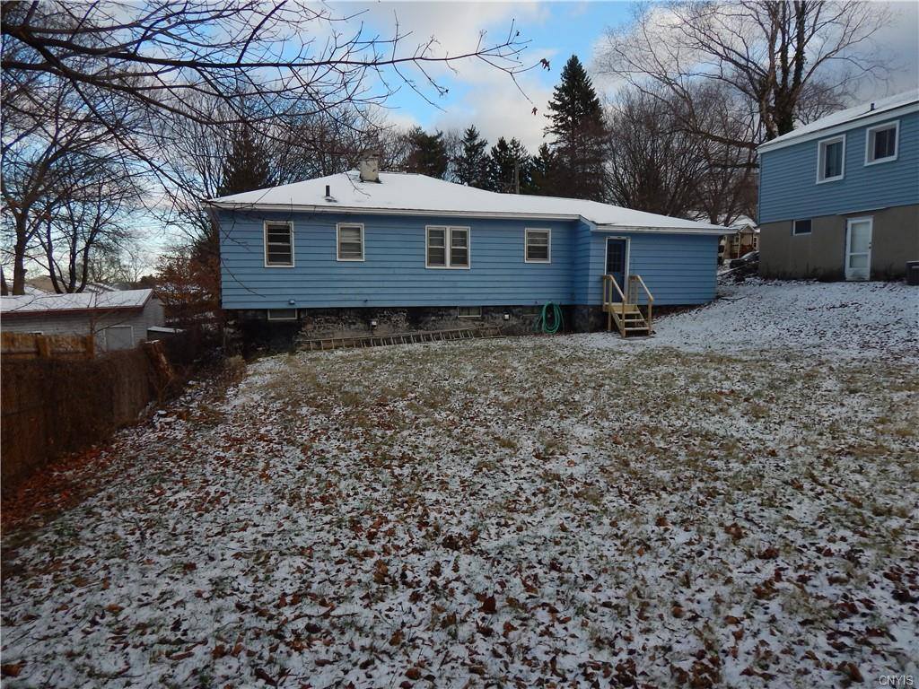 516 Salisbury Park Drive, Syracuse, NY 13224