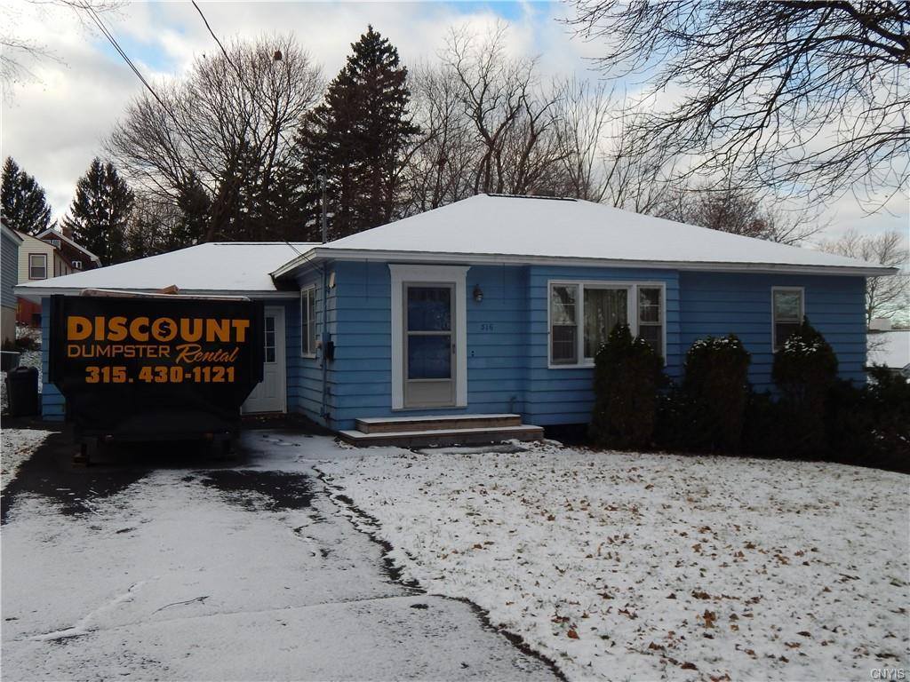 516 Salisbury Park Drive, Syracuse, NY 13224