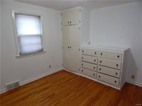 516 Salisbury Park Drive, Syracuse, NY 13224