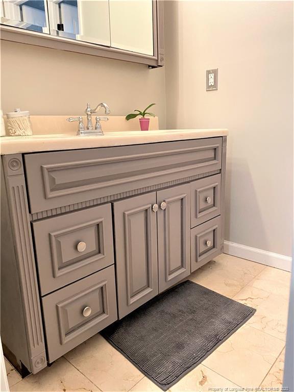 7691 Firethorn Drive, Fayetteville, NC 28311