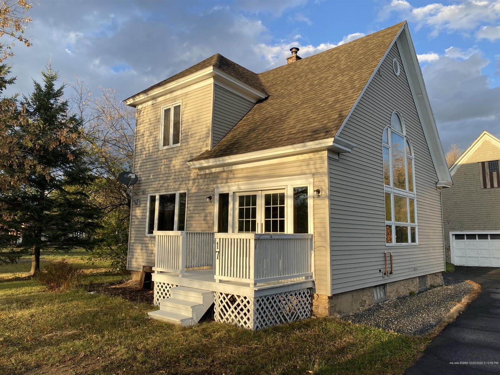 17 Fort Street, Mars Hill, ME 04758