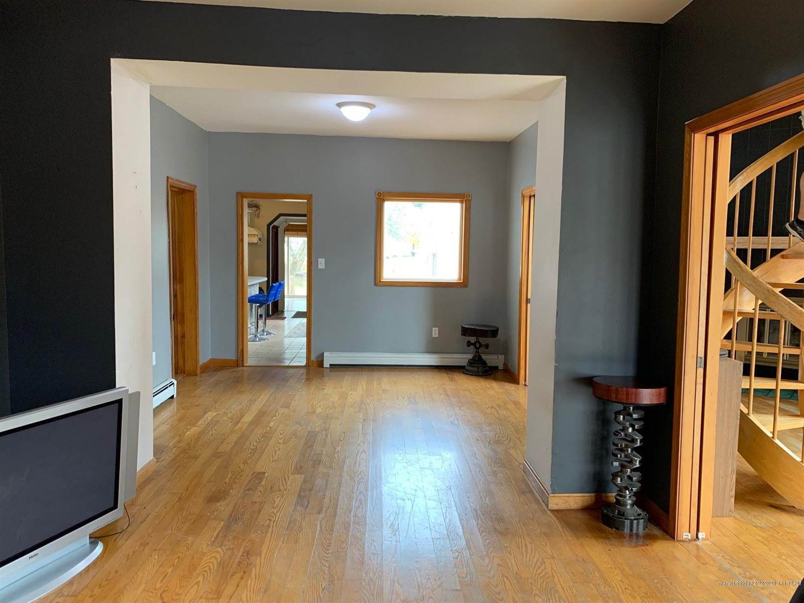 17 Fort Street, Mars Hill, ME 04758