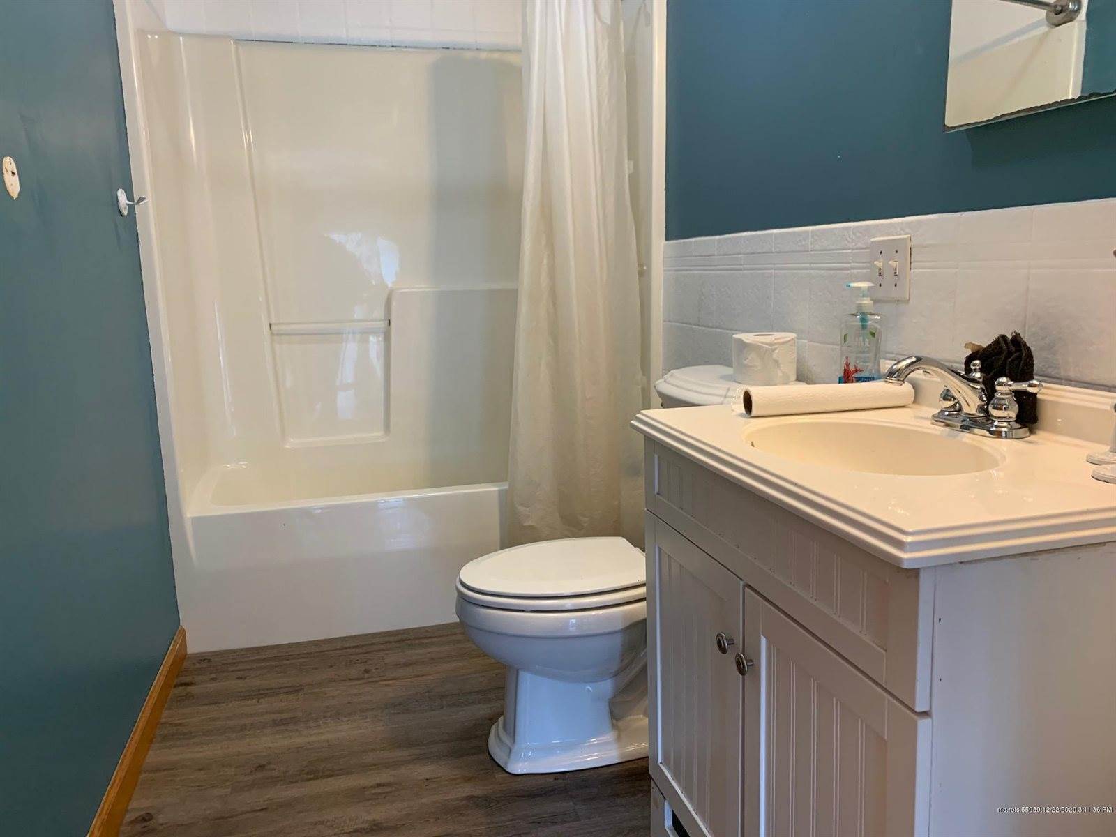 17 Fort Street, Mars Hill, ME 04758