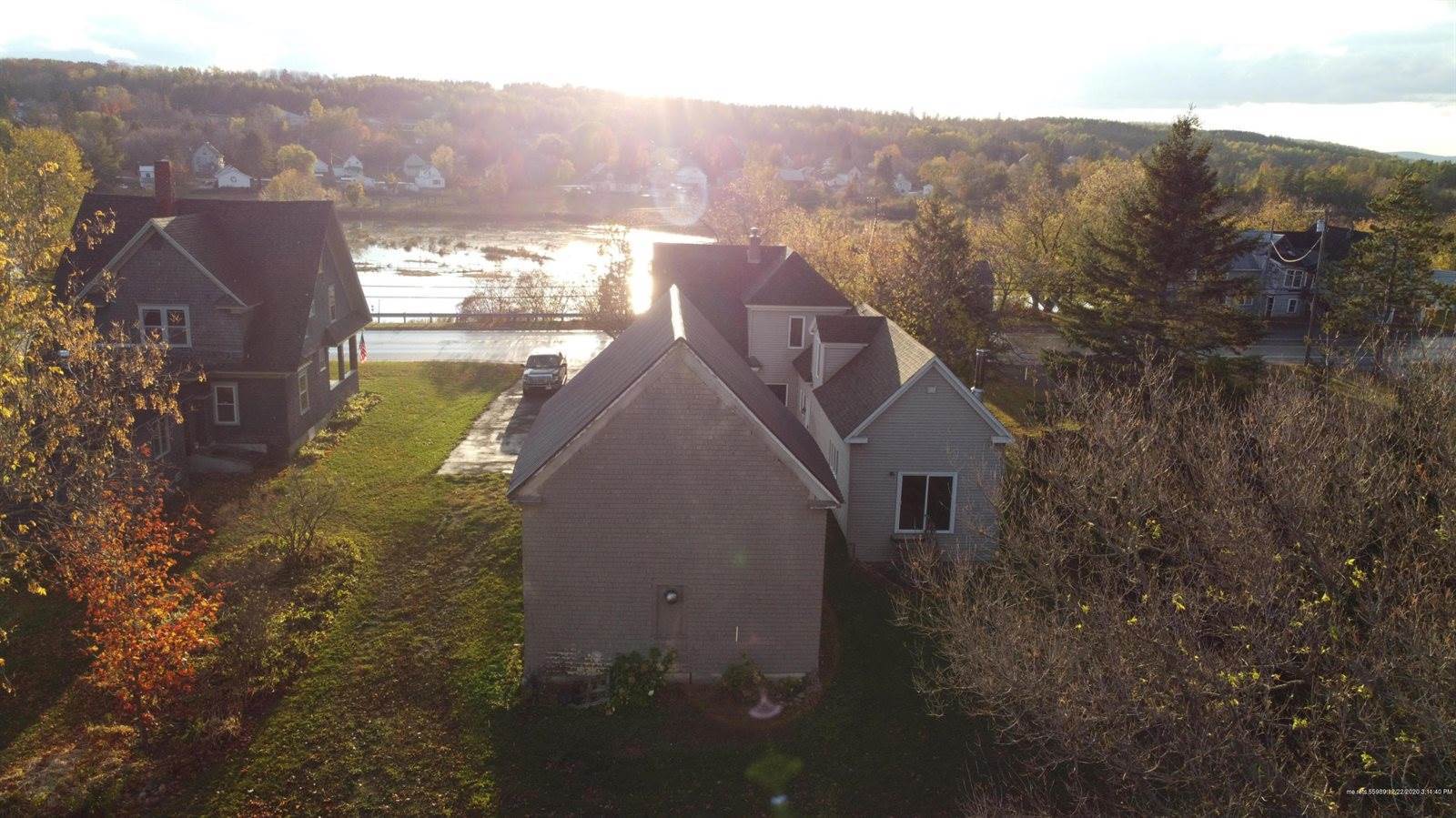 17 Fort Street, Mars Hill, ME 04758