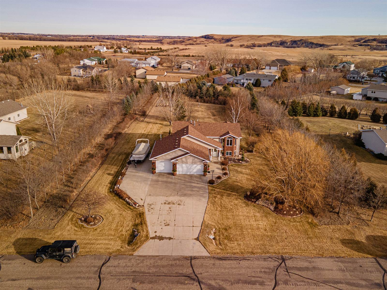 5425 Walker Drive, Bismarck, ND 58504