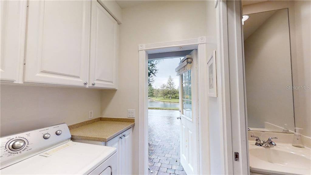 5968 Madrano Drive, Sarasota, FL 34232