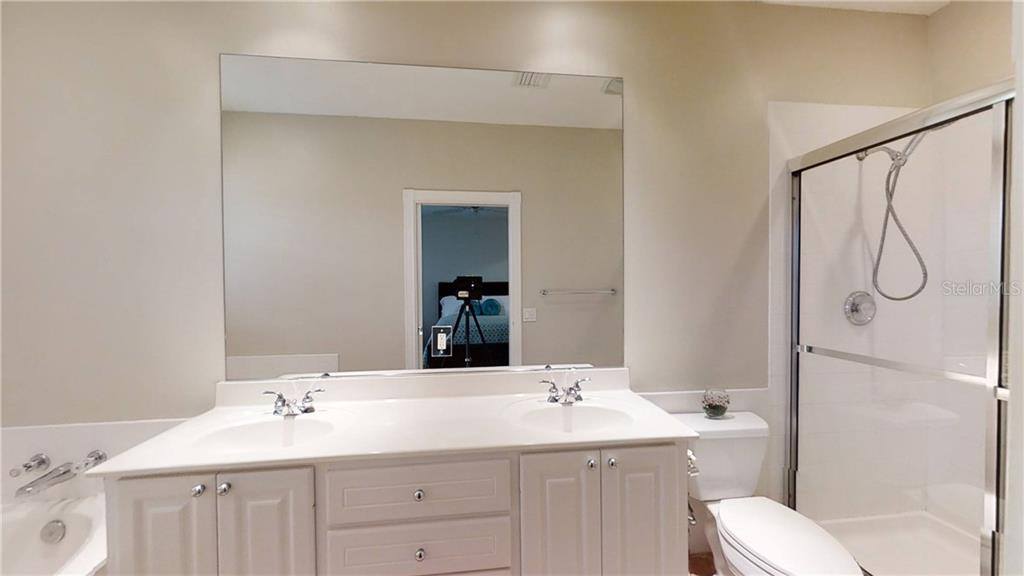 5968 Madrano Drive, Sarasota, FL 34232