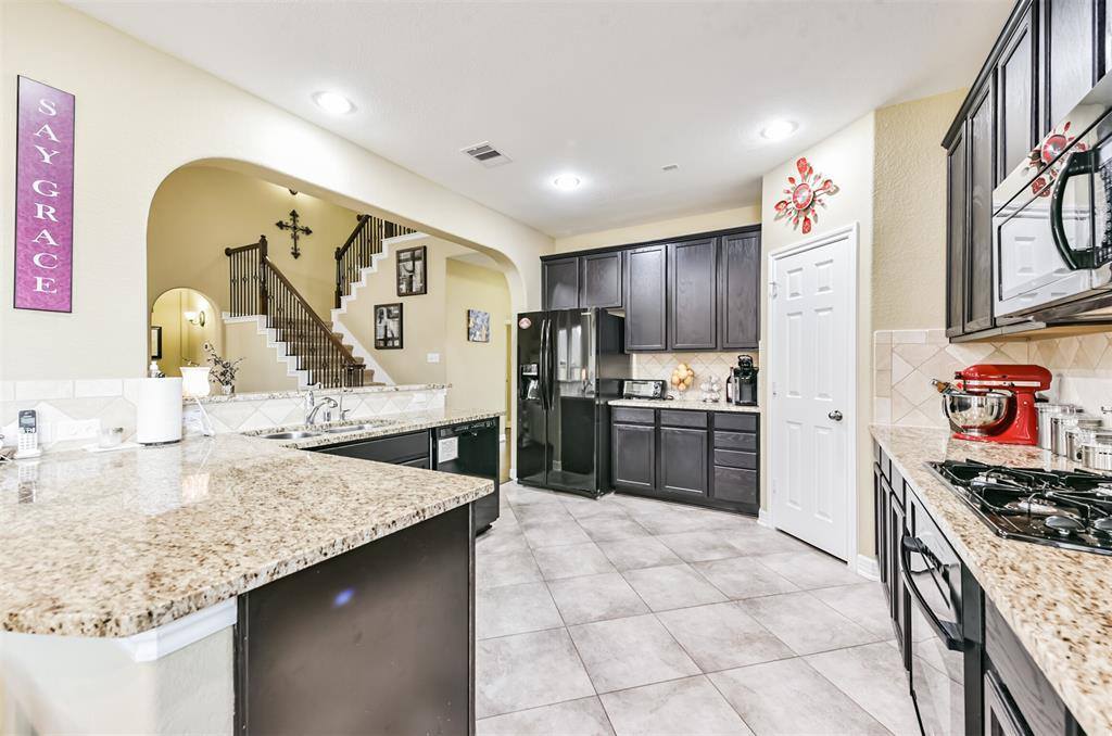 12603 Colonial Glen Court, Pearland, TX 77584