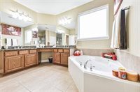 12603 Colonial Glen Court, Pearland, TX 77584