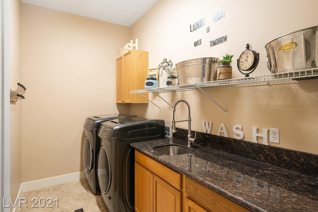 10562 San Sicily Street, Las Vegas, NV 89141