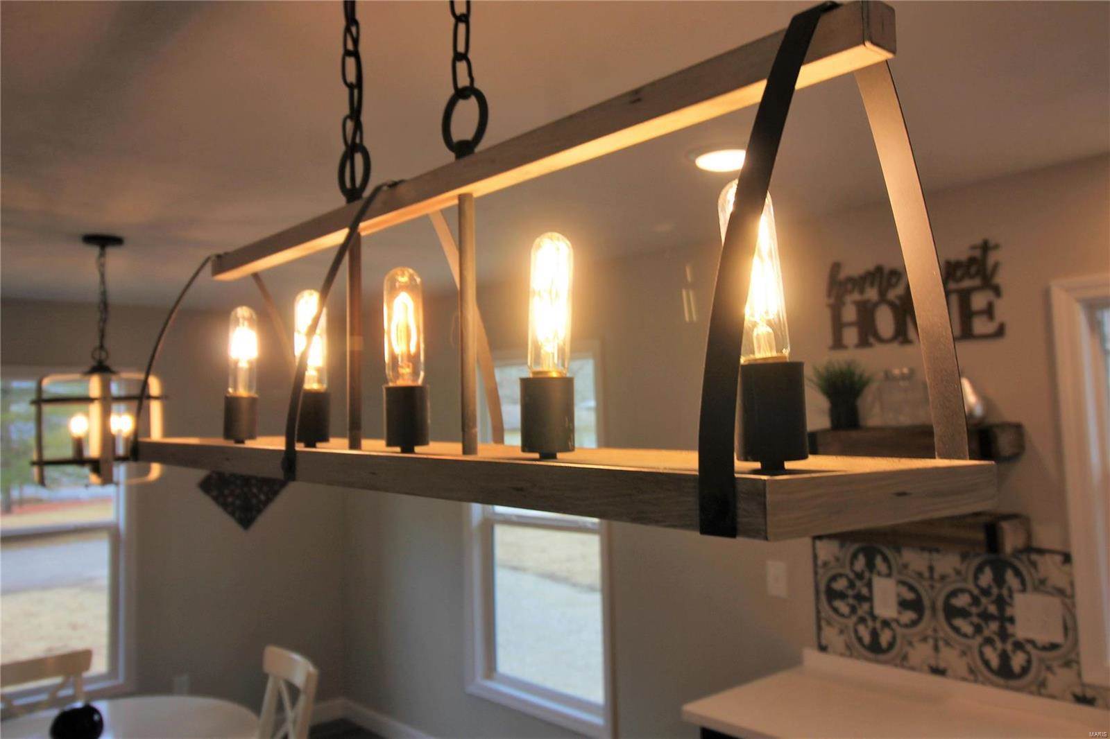 1718 Sanders Road, Waynesville, MO 65583