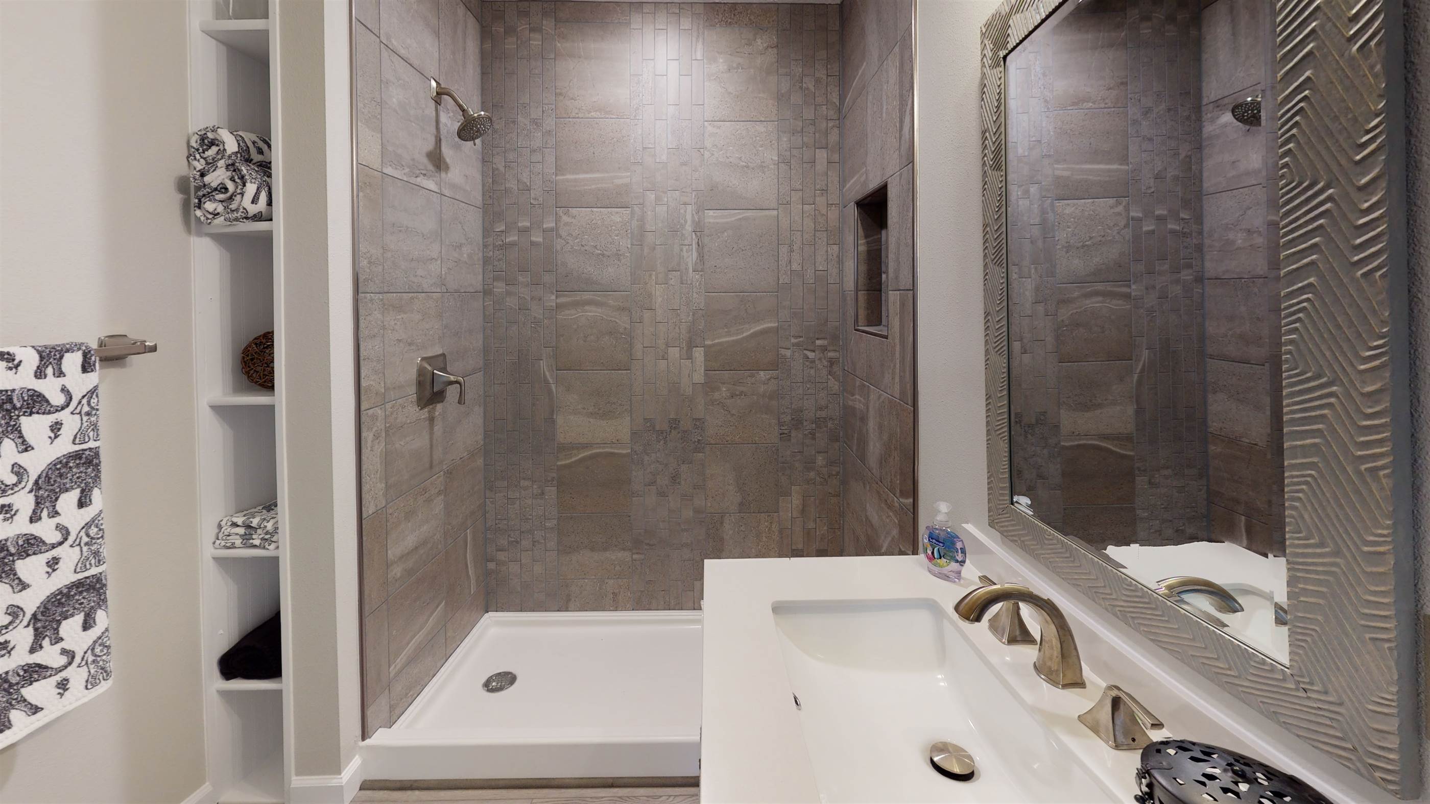 1718 Sanders Road, Waynesville, MO 65583