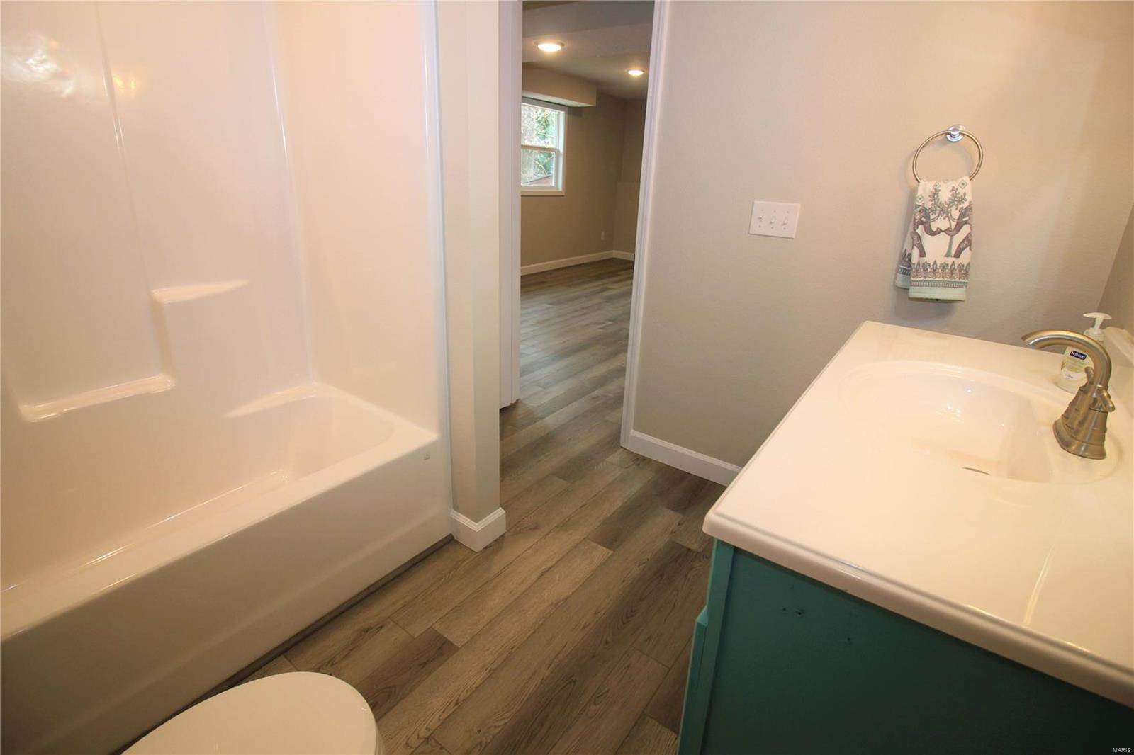 1718 Sanders Road, Waynesville, MO 65583