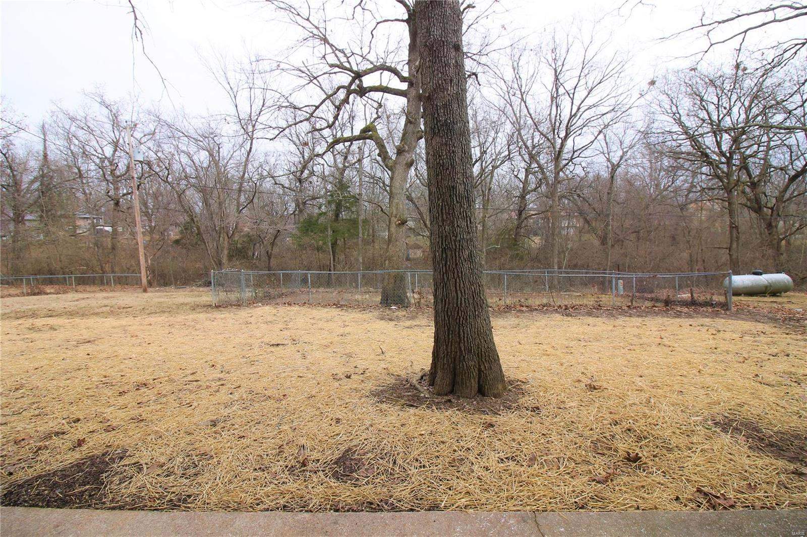 1718 Sanders Road, Waynesville, MO 65583