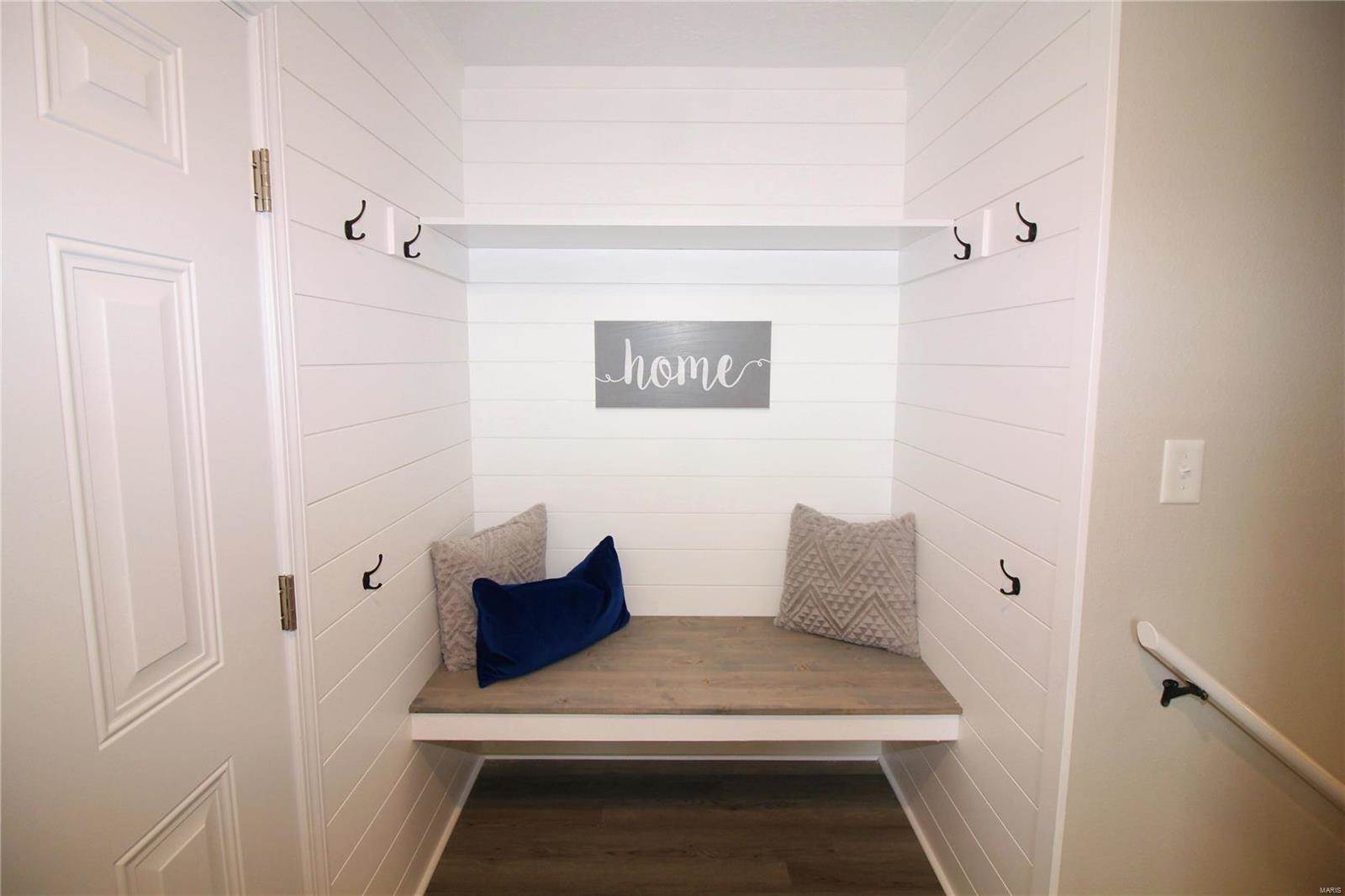 1718 Sanders Road, Waynesville, MO 65583