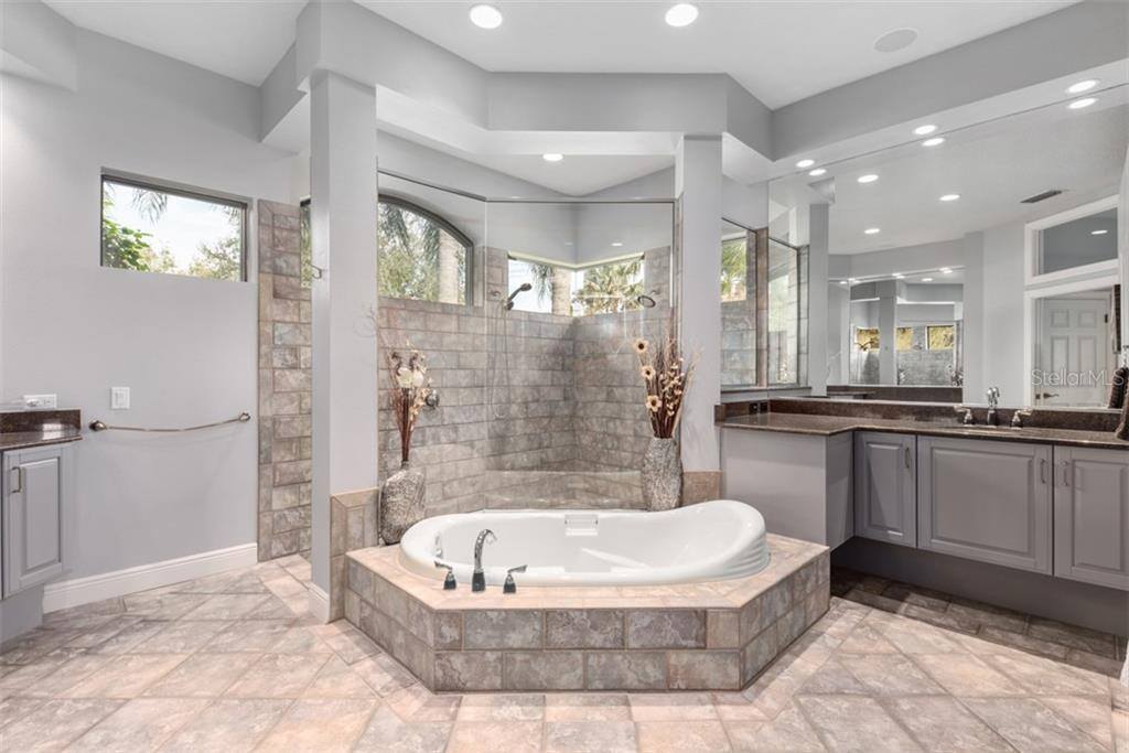 7560 Preservation Drive, Sarasota, FL 34241