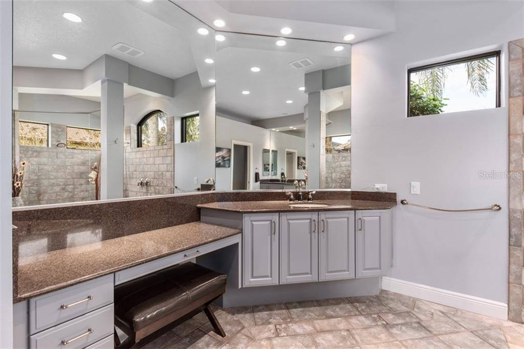 7560 Preservation Drive, Sarasota, FL 34241