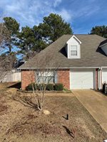 102 Kings Ridge Dr, Brandon, MS 39047