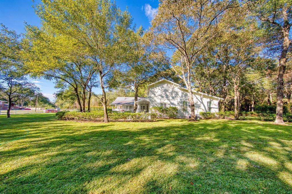 17710 Jeanie Drive, Tomball, TX 77377