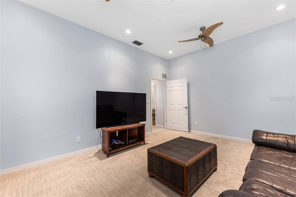 16652 Whidden Road, Sarasota, FL 34240