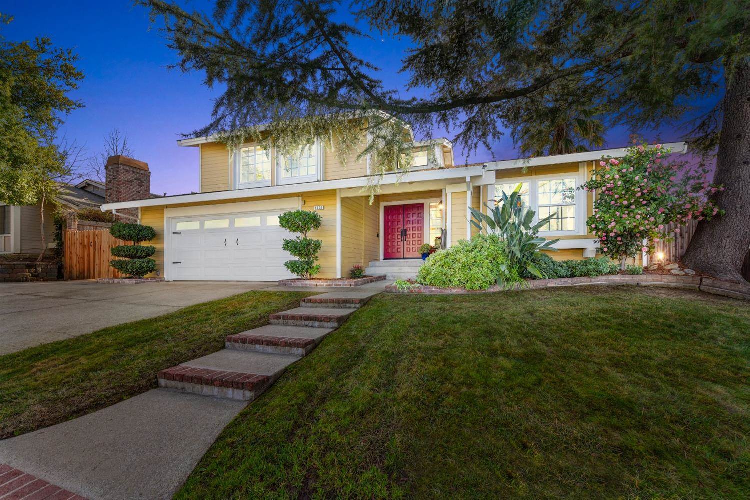 8308 Crestshire Circle, Orangevale, CA 95662