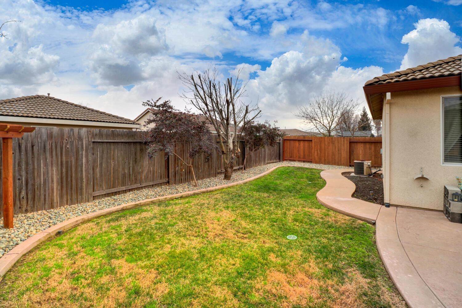 1810 Zurlo Way, Sacramento, CA 95835