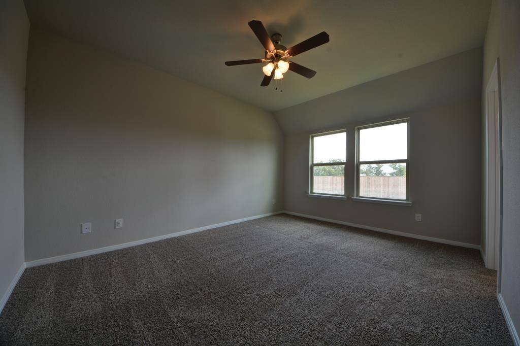 3313 Harvest Meadow Lane, Rosenberg, TX 77471