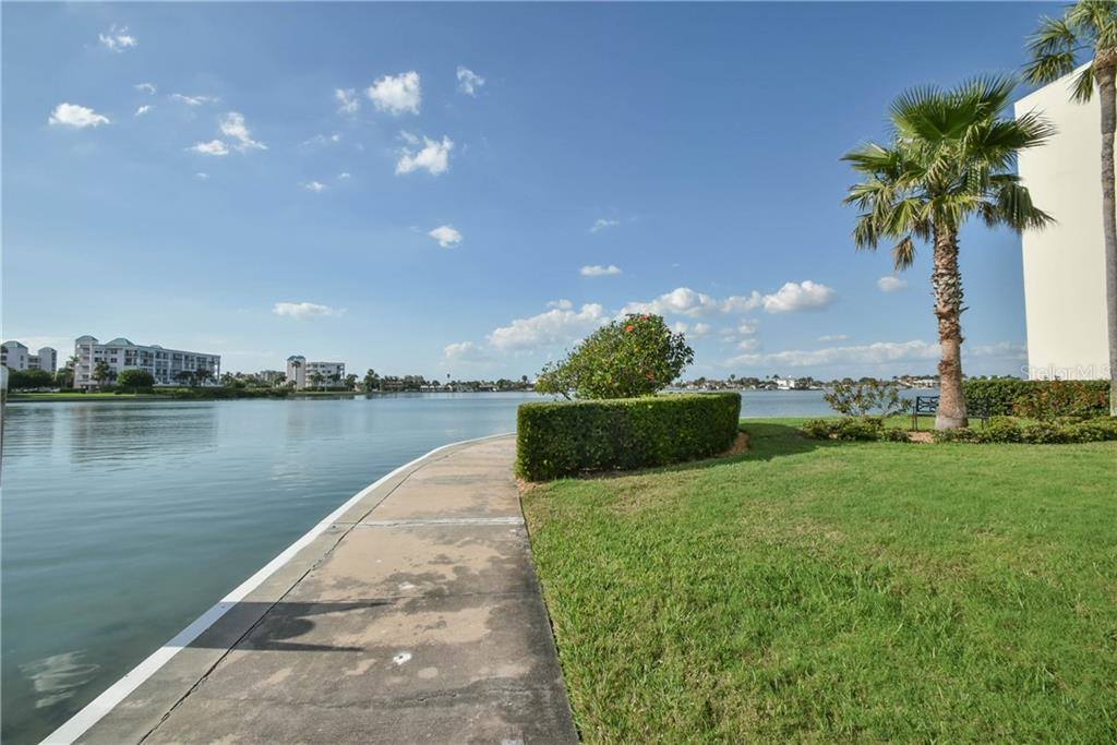 7600 Sun Island Drive South # 304, South Pasadena, FL 33707