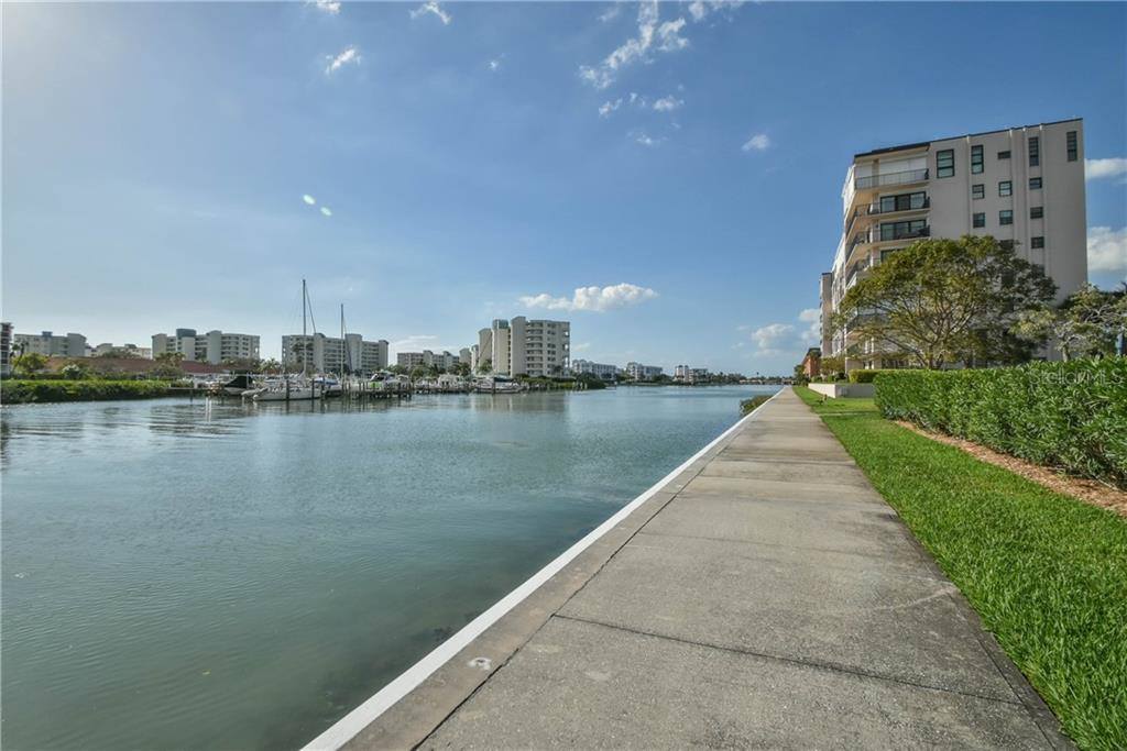 7600 Sun Island Drive South # 304, South Pasadena, FL 33707