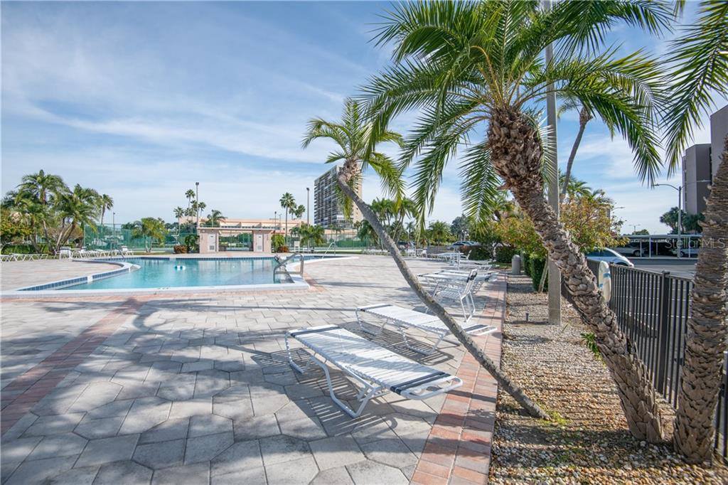 7600 Sun Island Drive South # 304, South Pasadena, FL 33707