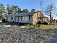 5667 State Route 121 N, Murray, KY 42071