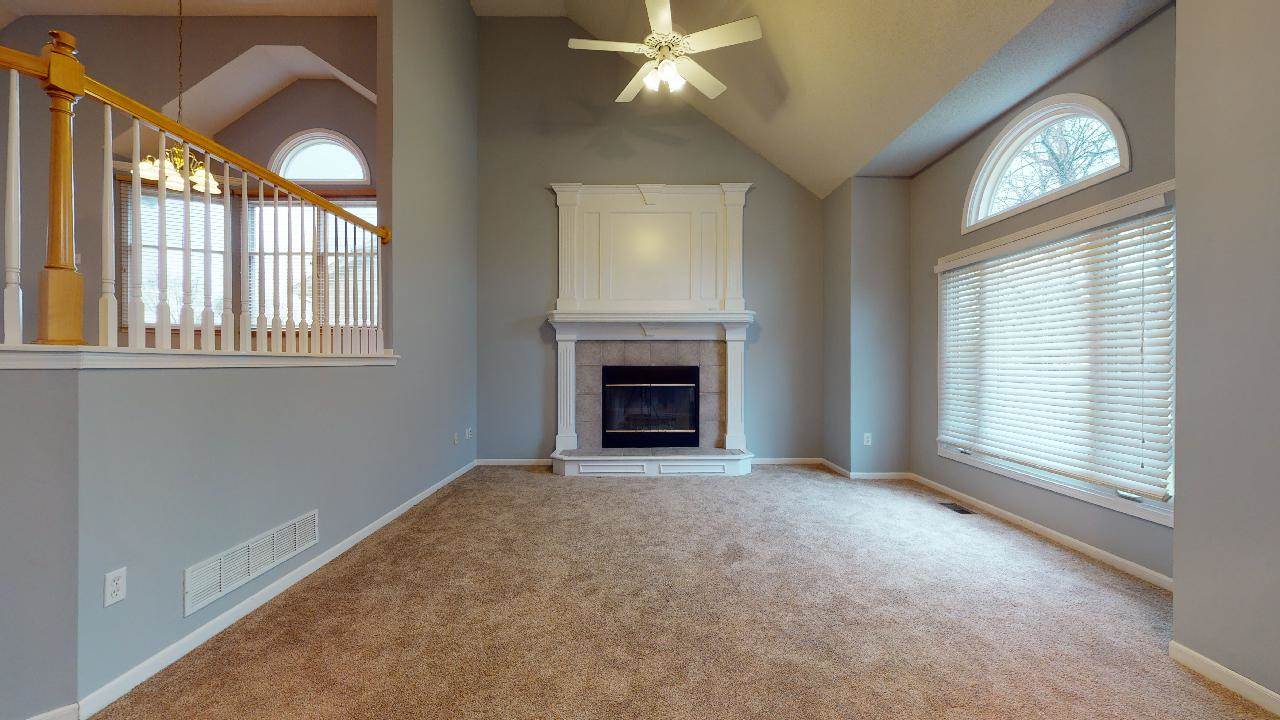 4440 Meadow View Drive, Shawnee, KS 66226