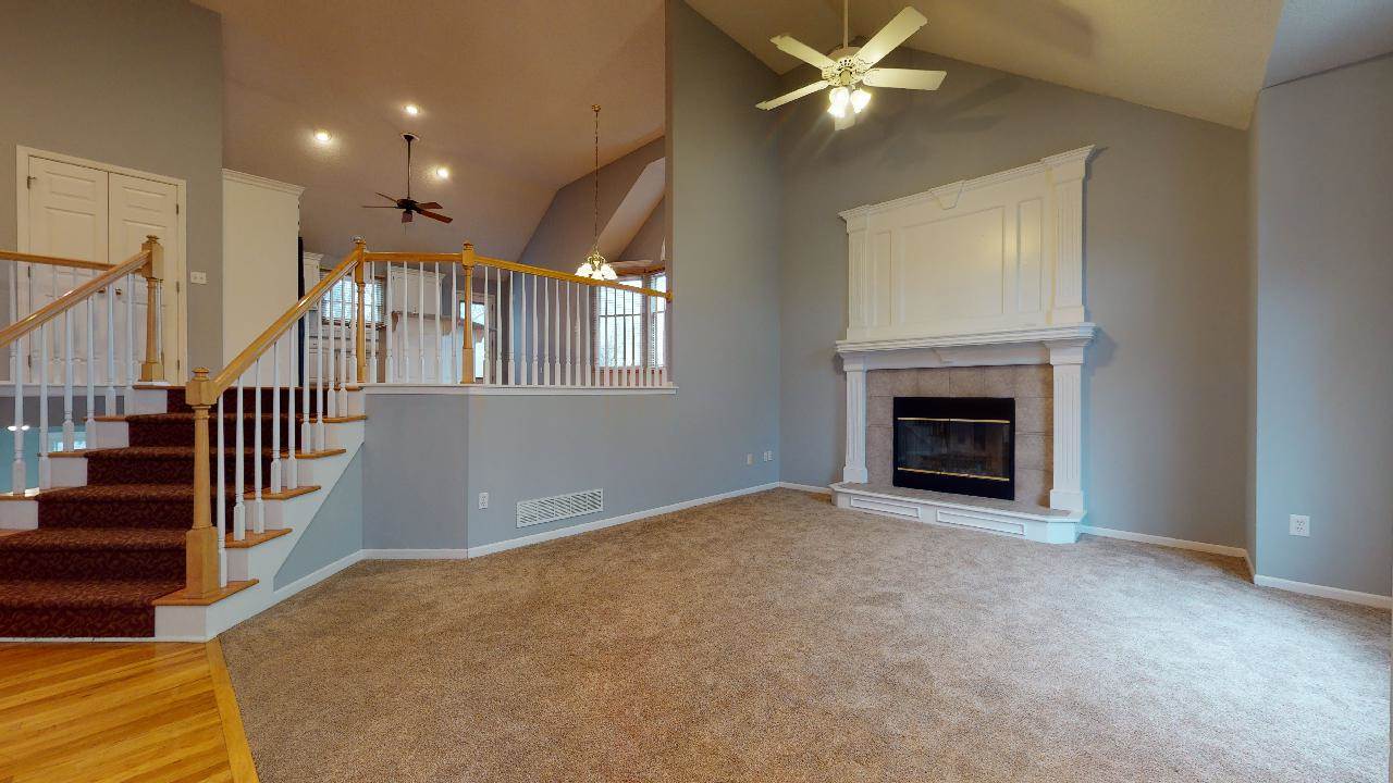 4440 Meadow View Drive, Shawnee, KS 66226