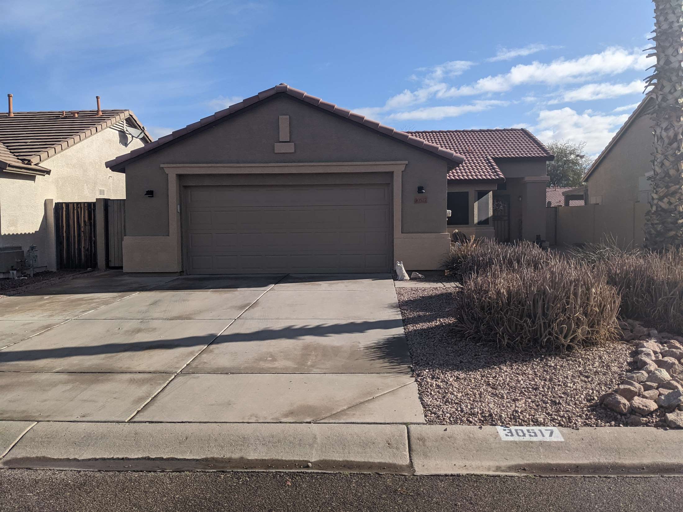 30517 N Royal Oak Way, San Tan Valley, AZ 85143