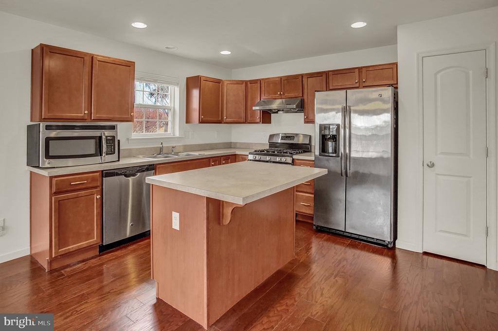 362 Weatherstone Drive, New Cumberland, PA 17070