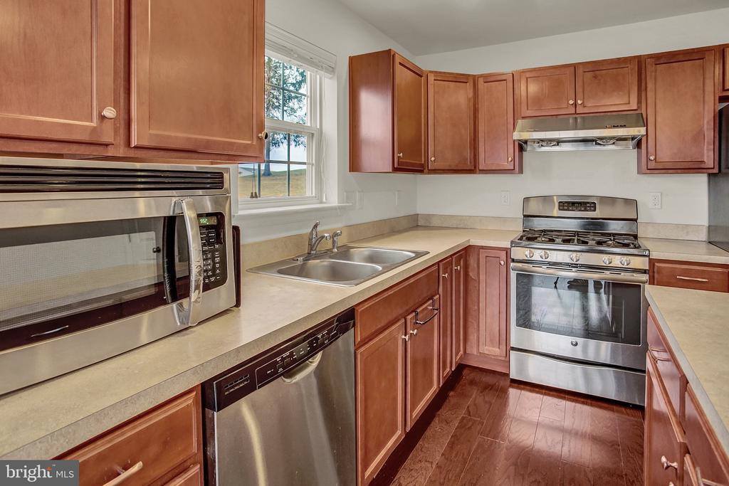 362 Weatherstone Drive, New Cumberland, PA 17070