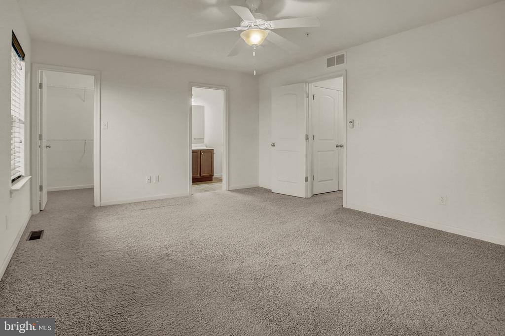 362 Weatherstone Drive, New Cumberland, PA 17070