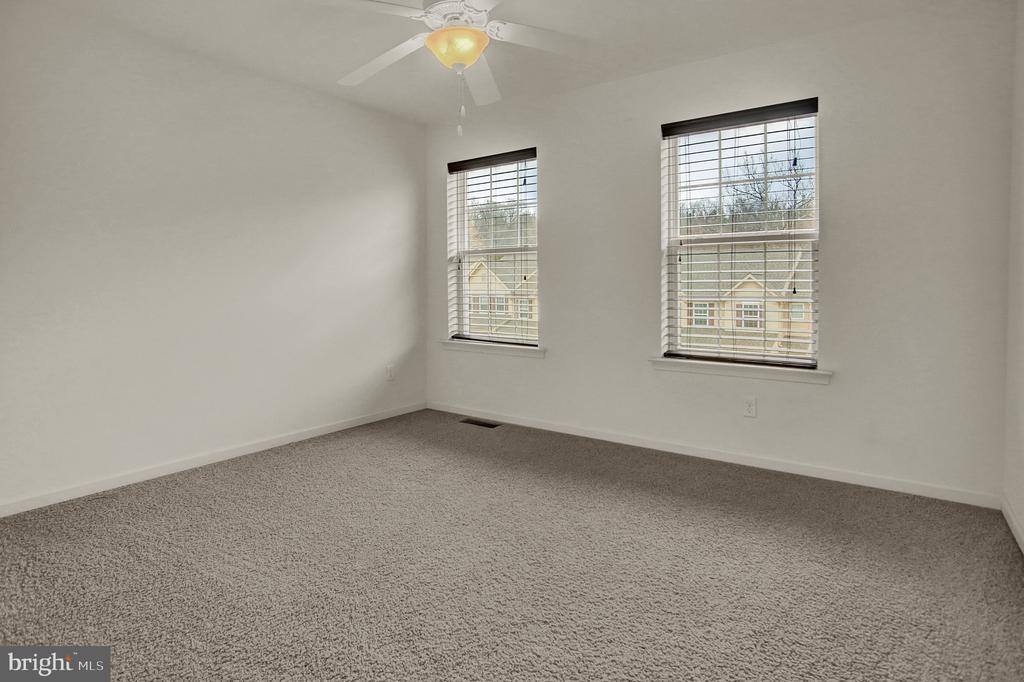 362 Weatherstone Drive, New Cumberland, PA 17070