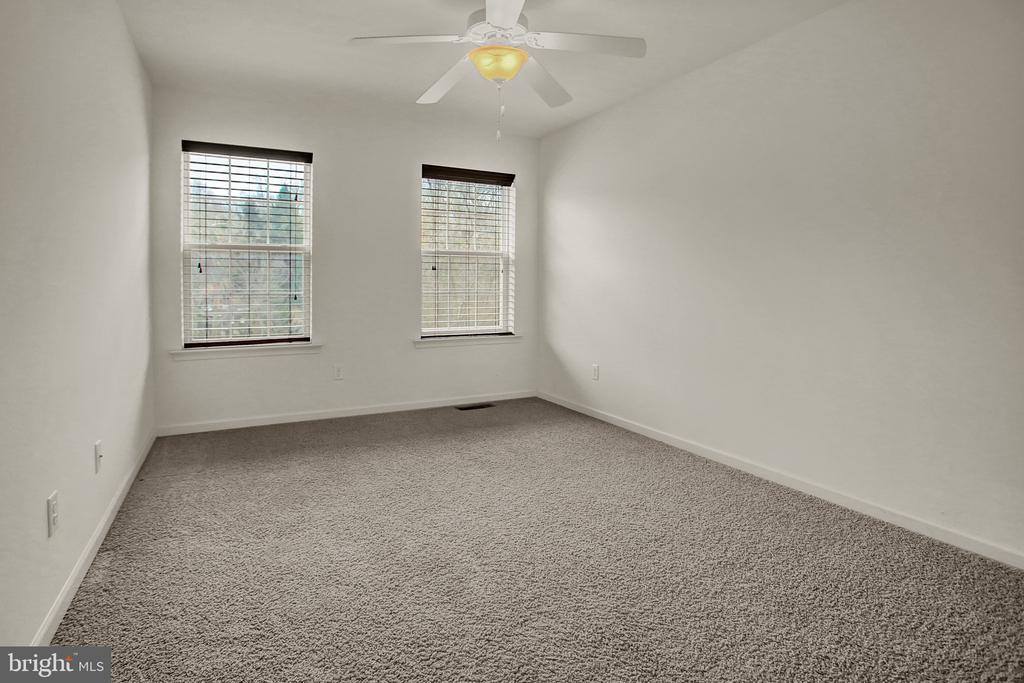 362 Weatherstone Drive, New Cumberland, PA 17070