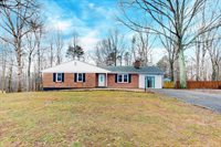 202 Lamont Circle, Madison Heights, VA 24572