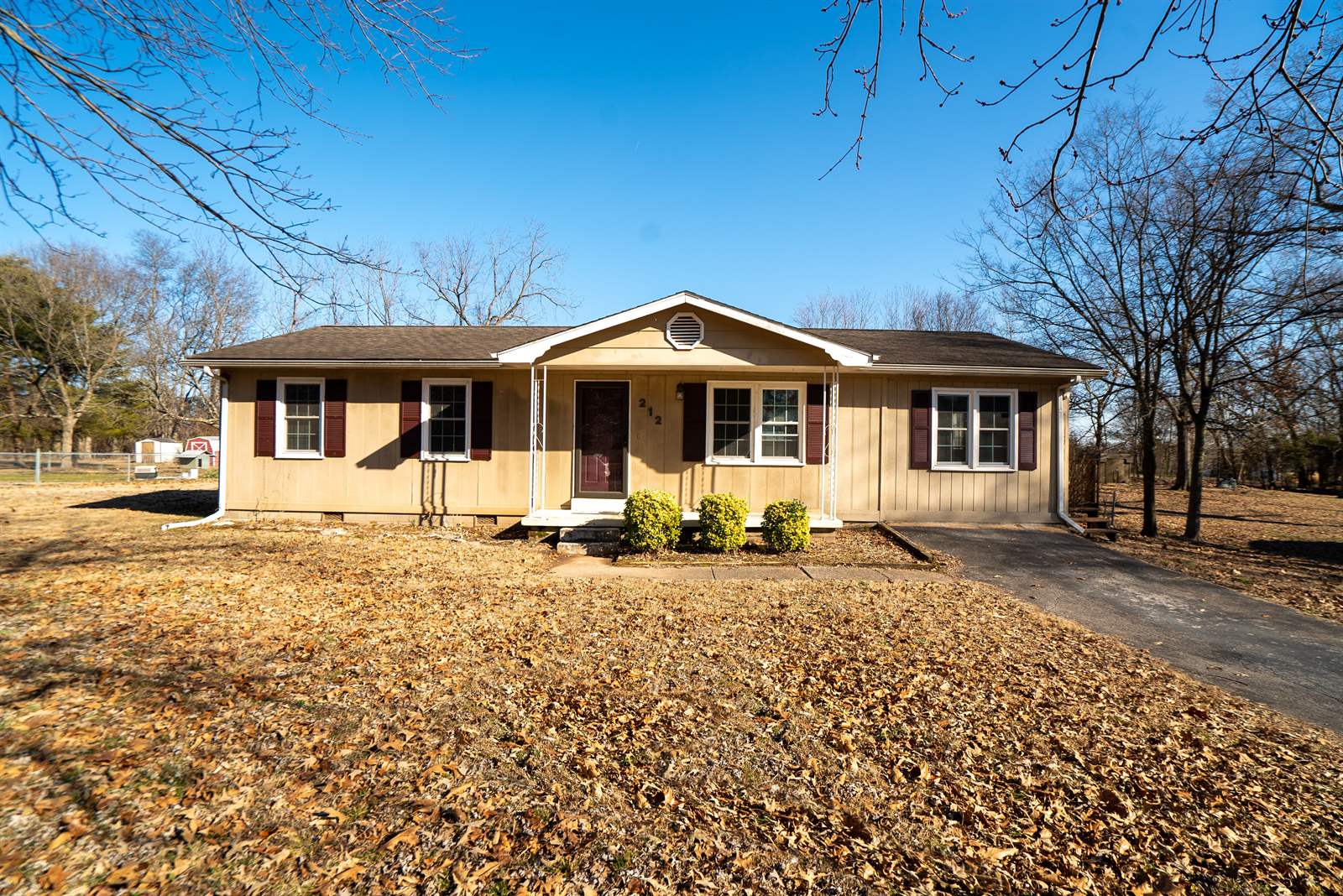 212 Pinewood Court, Bowling Green, KY 42101