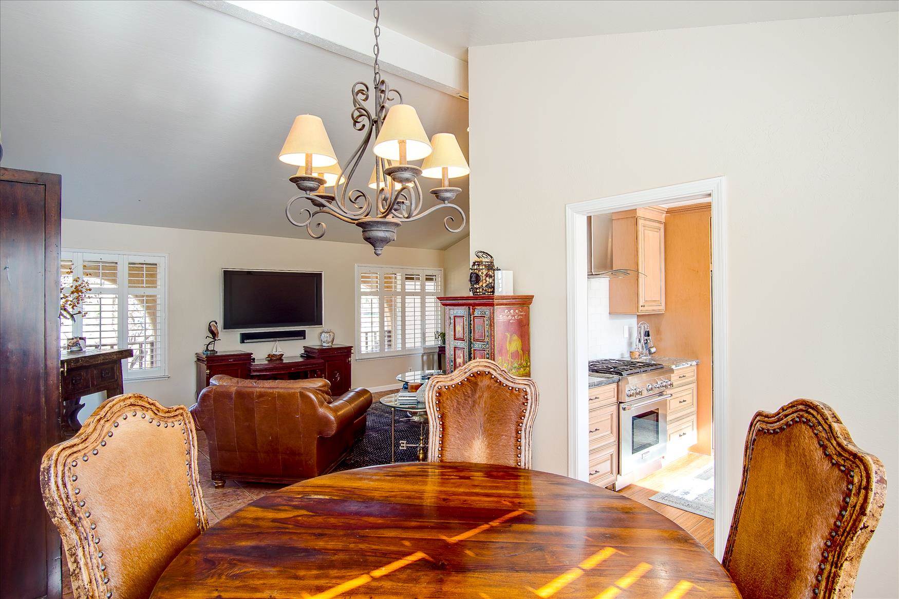 221 McMahon RD, Hollister, CA 95023