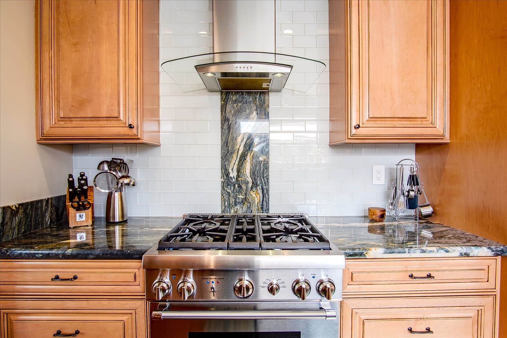 221 McMahon RD, Hollister, CA 95023