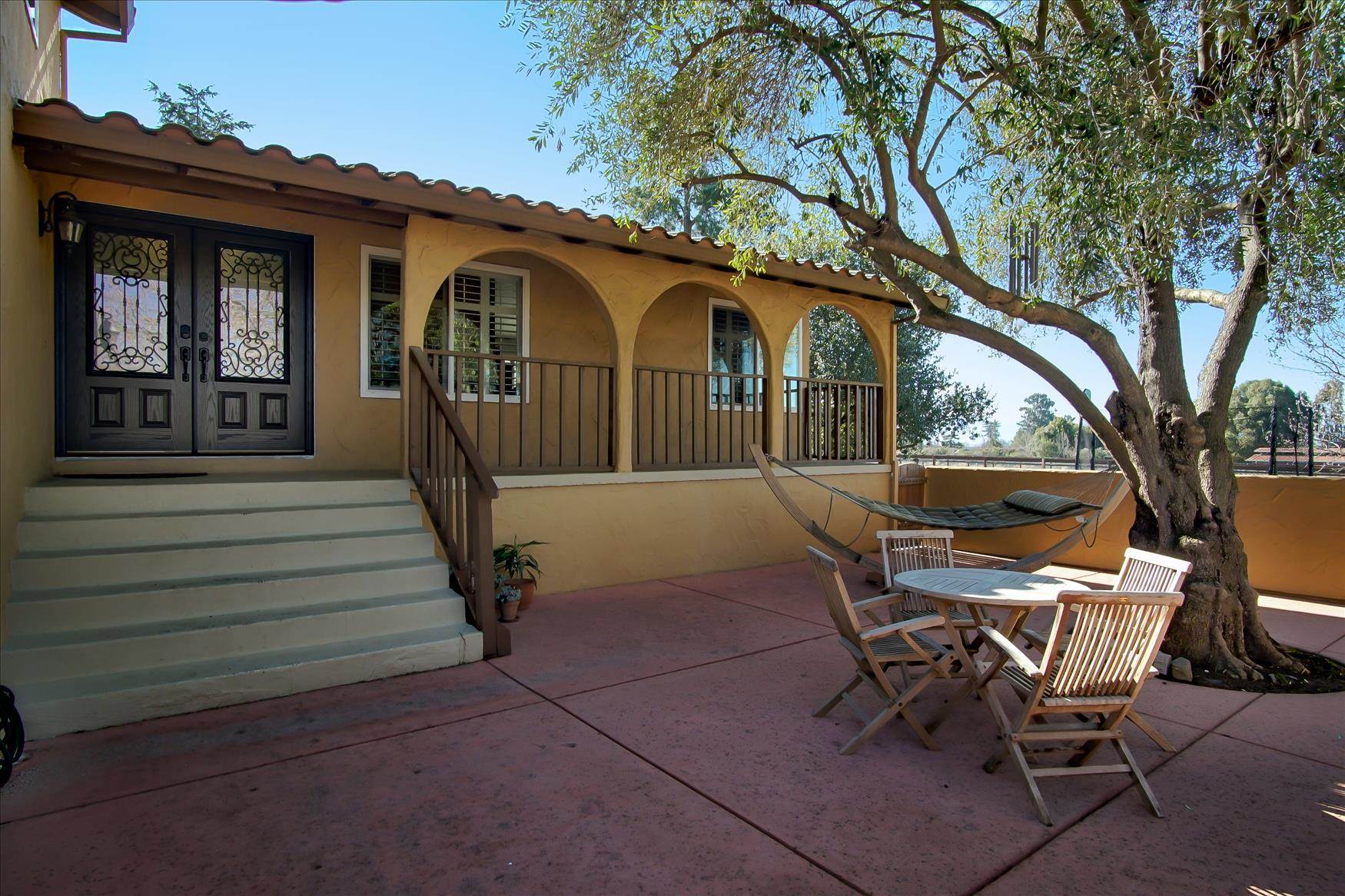 221 McMahon RD, Hollister, CA 95023