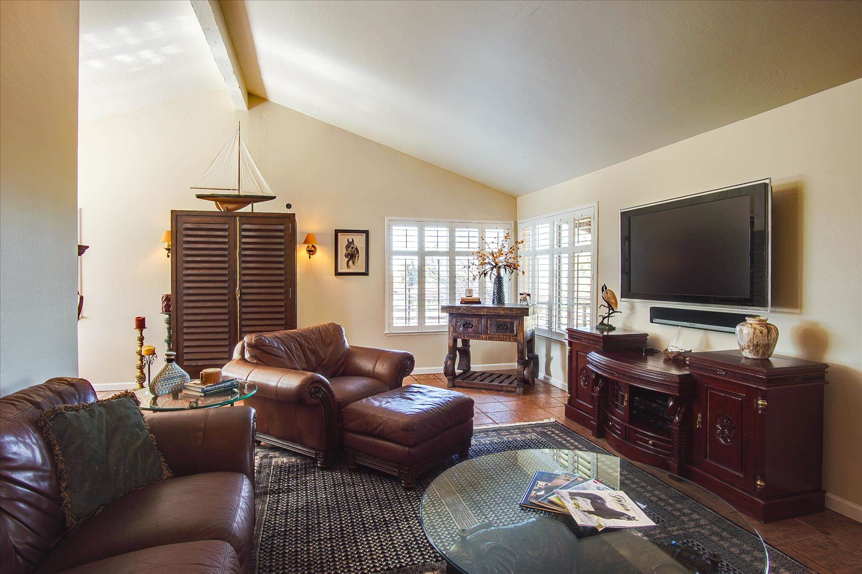 221 McMahon RD, Hollister, CA 95023