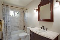 221 McMahon RD, Hollister, CA 95023