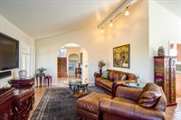 221 McMahon RD, Hollister, CA 95023